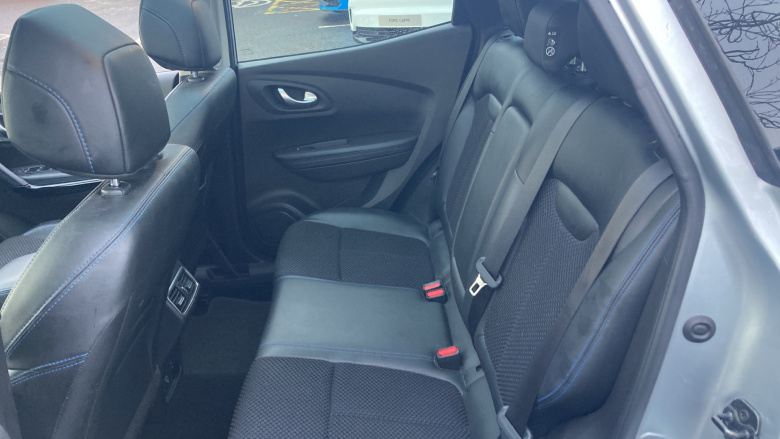 Renault Kadjar 1.3 TCE S Edition 5dr Petrol Hatchback